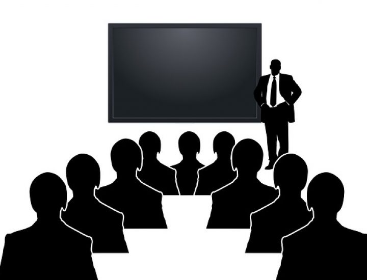 Du musst einen Vortrag halten? – Wir helfen dir dabei!