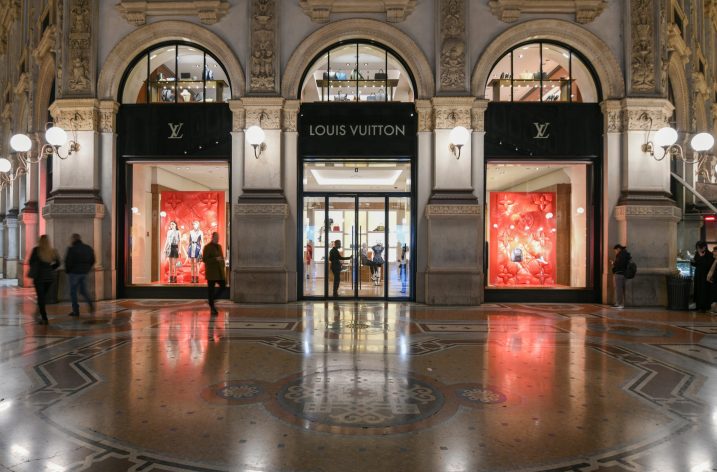 Louis Vuitton und Nike Kollaboration zwingen Server in die Knie